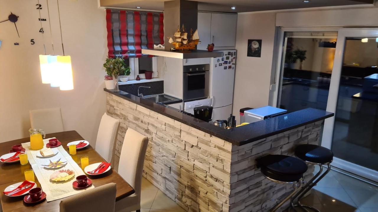 Villa Bubica- Cozy Holiday Home In Rural Area With Pool Stankovci  エクステリア 写真