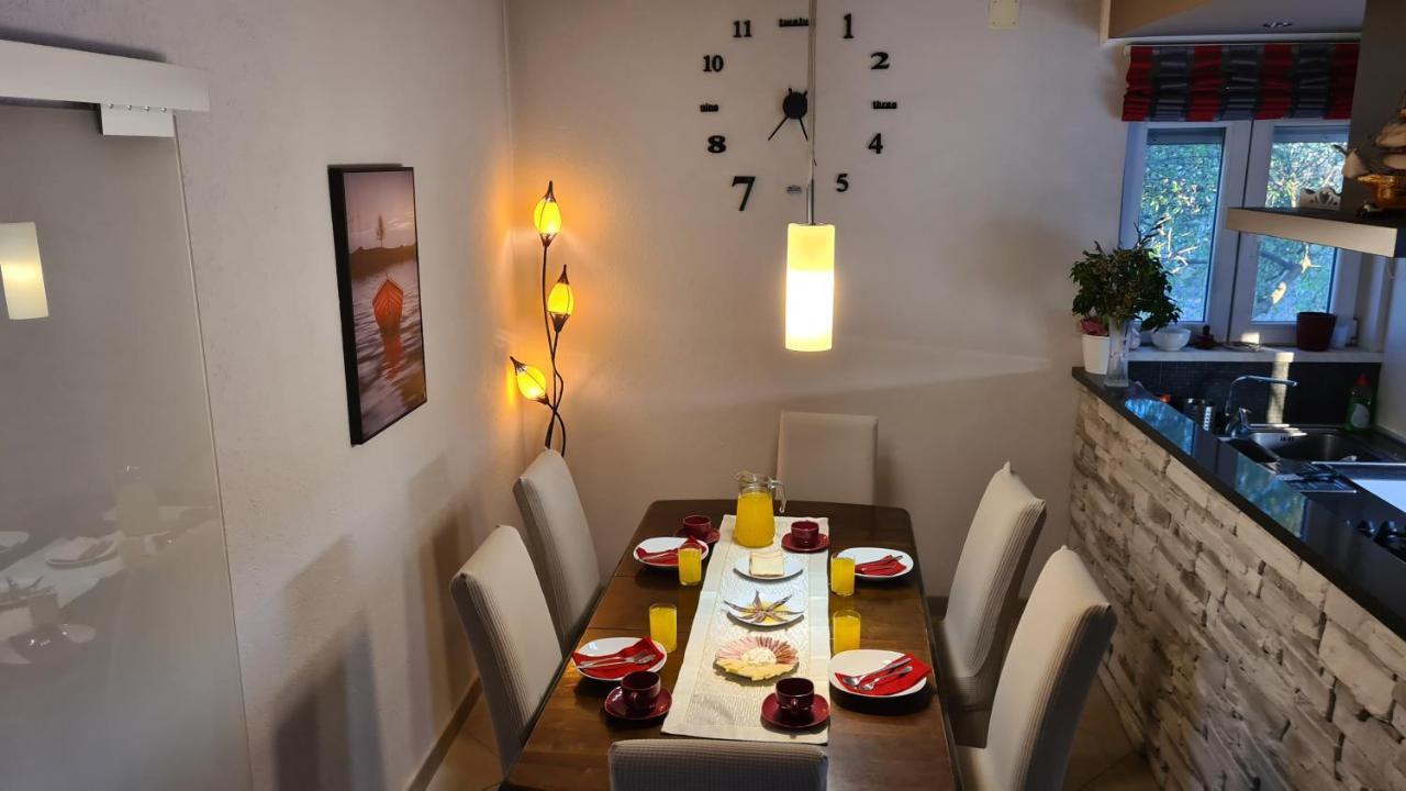 Villa Bubica- Cozy Holiday Home In Rural Area With Pool Stankovci  エクステリア 写真