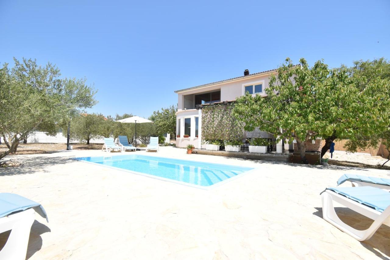 Villa Bubica- Cozy Holiday Home In Rural Area With Pool Stankovci  エクステリア 写真