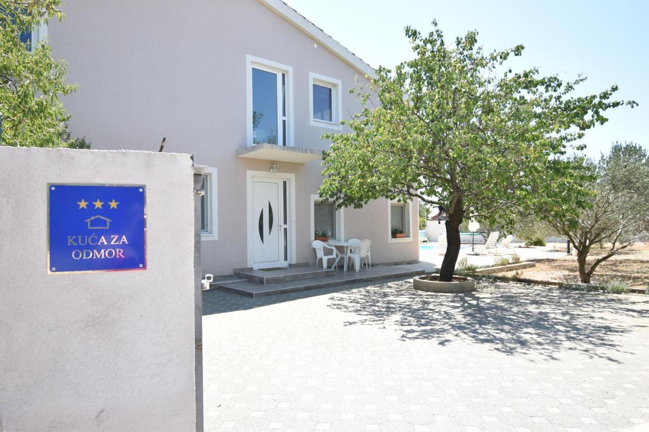 Villa Bubica- Cozy Holiday Home In Rural Area With Pool Stankovci  エクステリア 写真